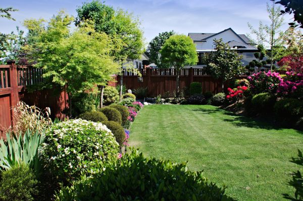 Lawn And Garden Installation in Vancouver