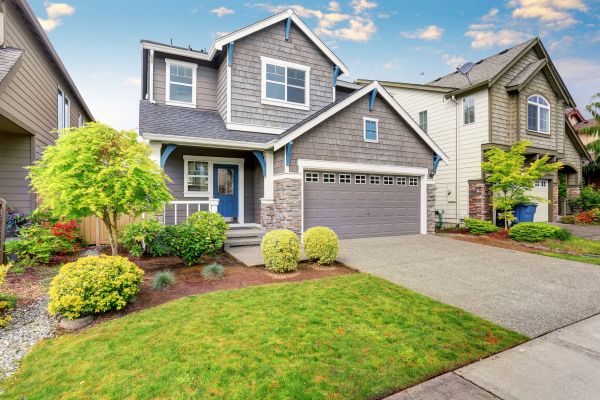 Curb Appeal Landscaping in Vancouver